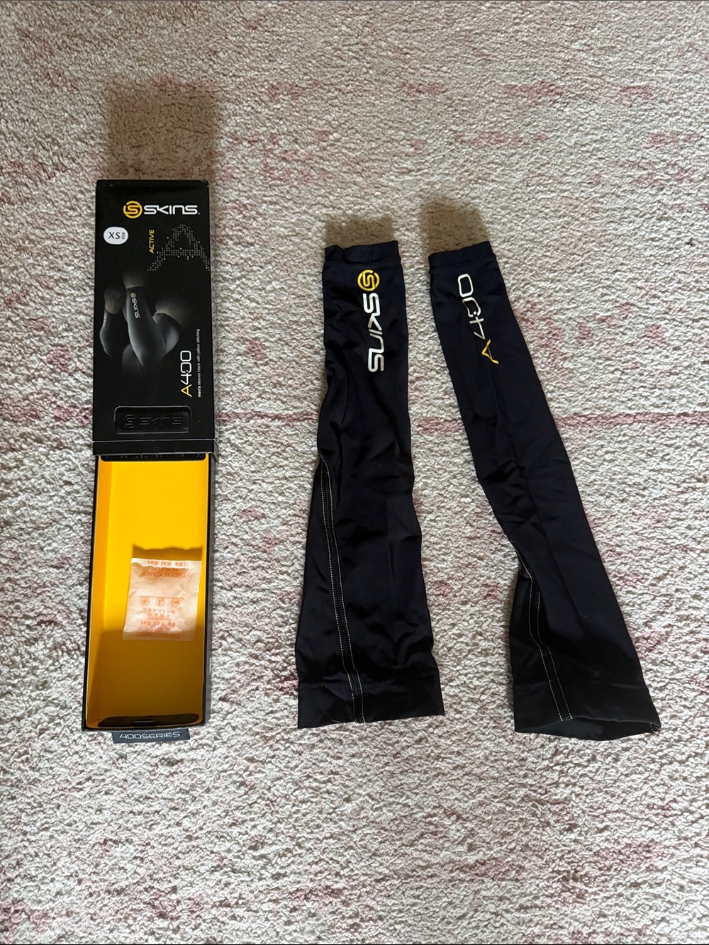 Skins A400 Black Men’s Arm Sleeves. Great for running and other outdoor sports.